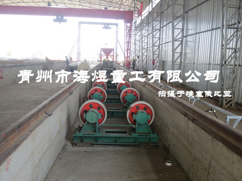 電桿離心機(jī)